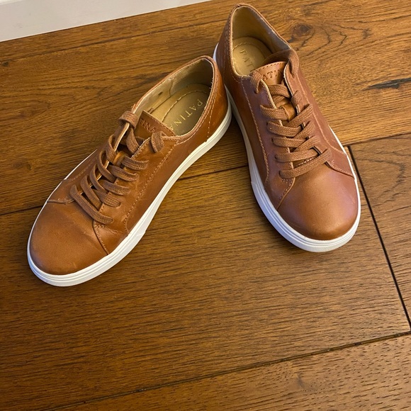 Patina Portland Leather Low Top Sneakers - Picture 4 of 5